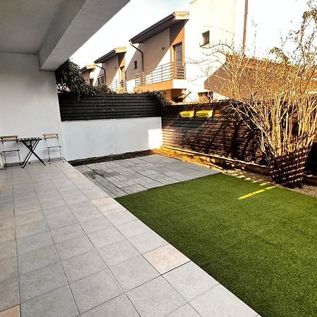 Otopeni Airport Apartment With Private Garden Zewnętrze zdjęcie